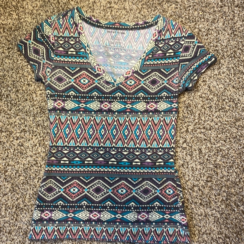 Y2K v neck